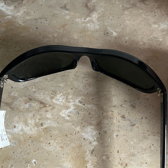 Ray-Ban Black Sunglasses with Case - Picture 3 of 11